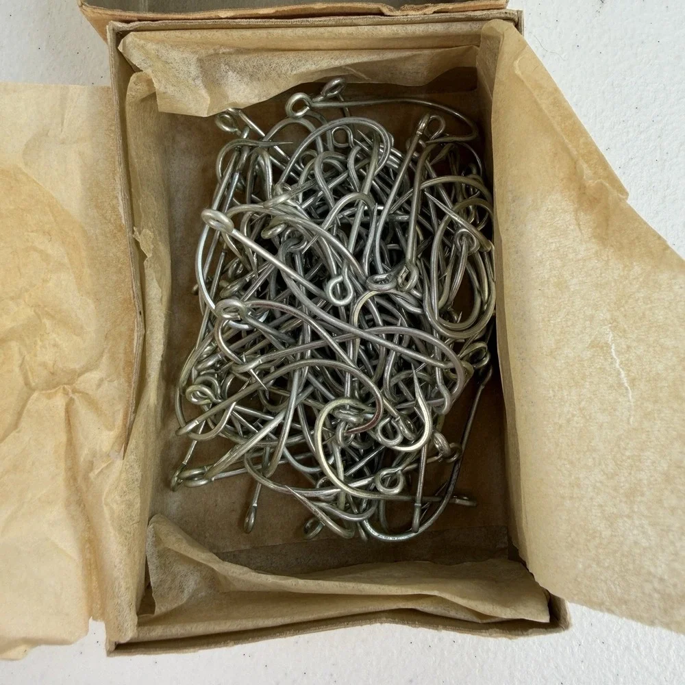 Vtg NOS Wright & McGill Fish‎ Hooks Sz 4/0 Oadium Plated in Box 100 Pieces 254CA